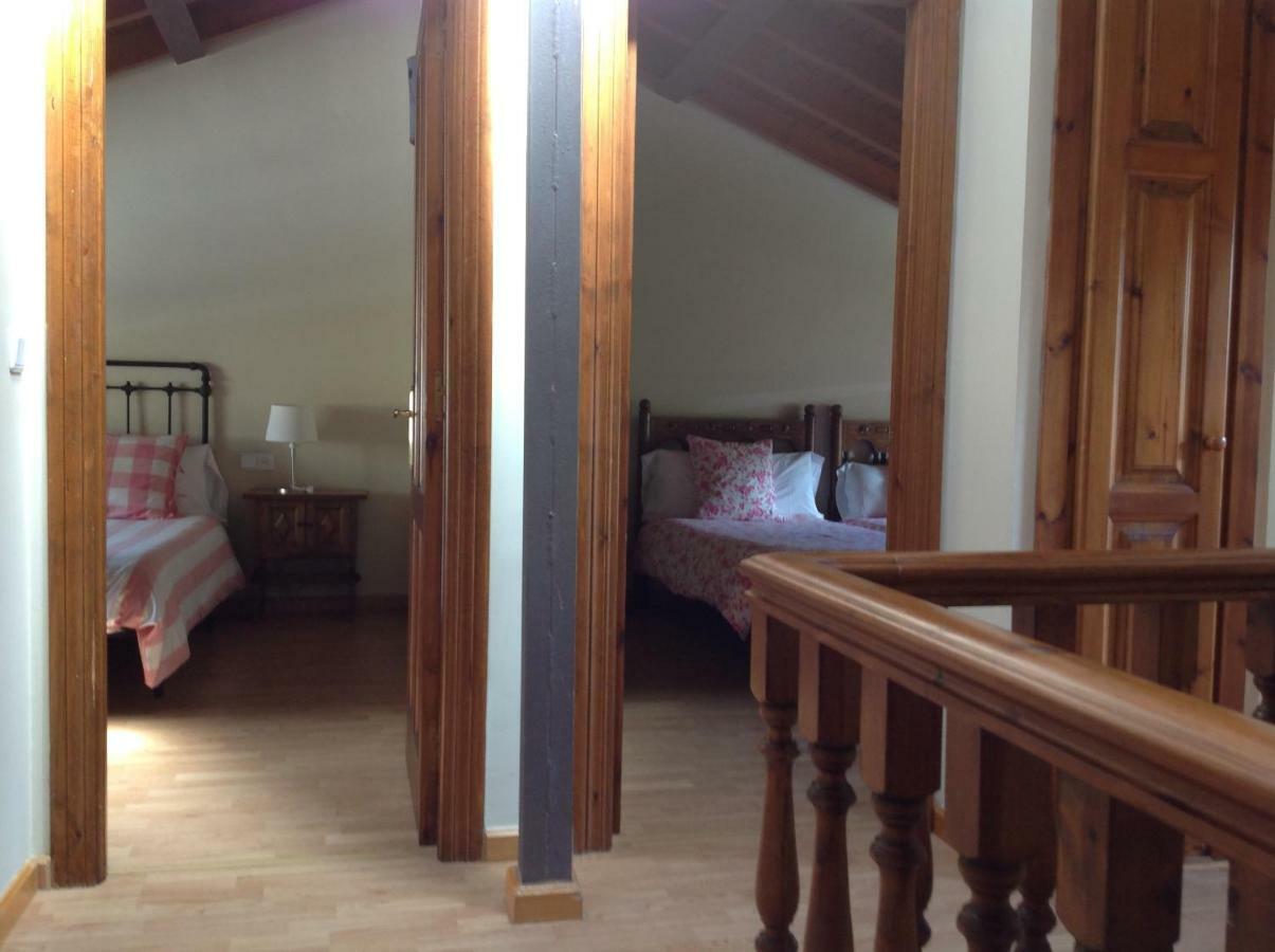 Casa De La Tila Apartment อาเรนัส เด กาบราเลส ภายนอก รูปภาพ